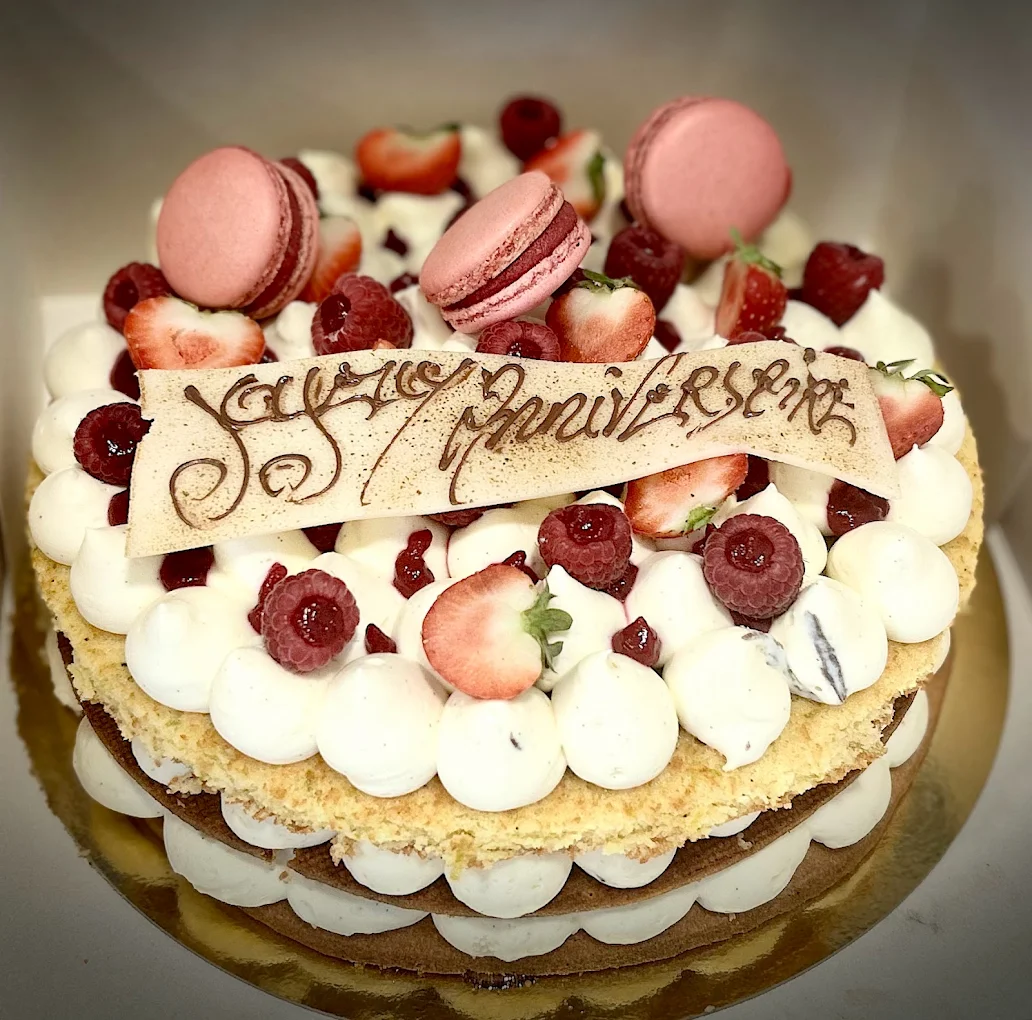 artisans du Vaucluse, pâtissier gâteau anniversaire